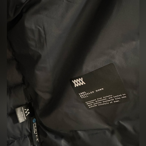 Mission Workshop - Men's Charcoal Puffer Jacket (Medium) - Picture 4 of 5